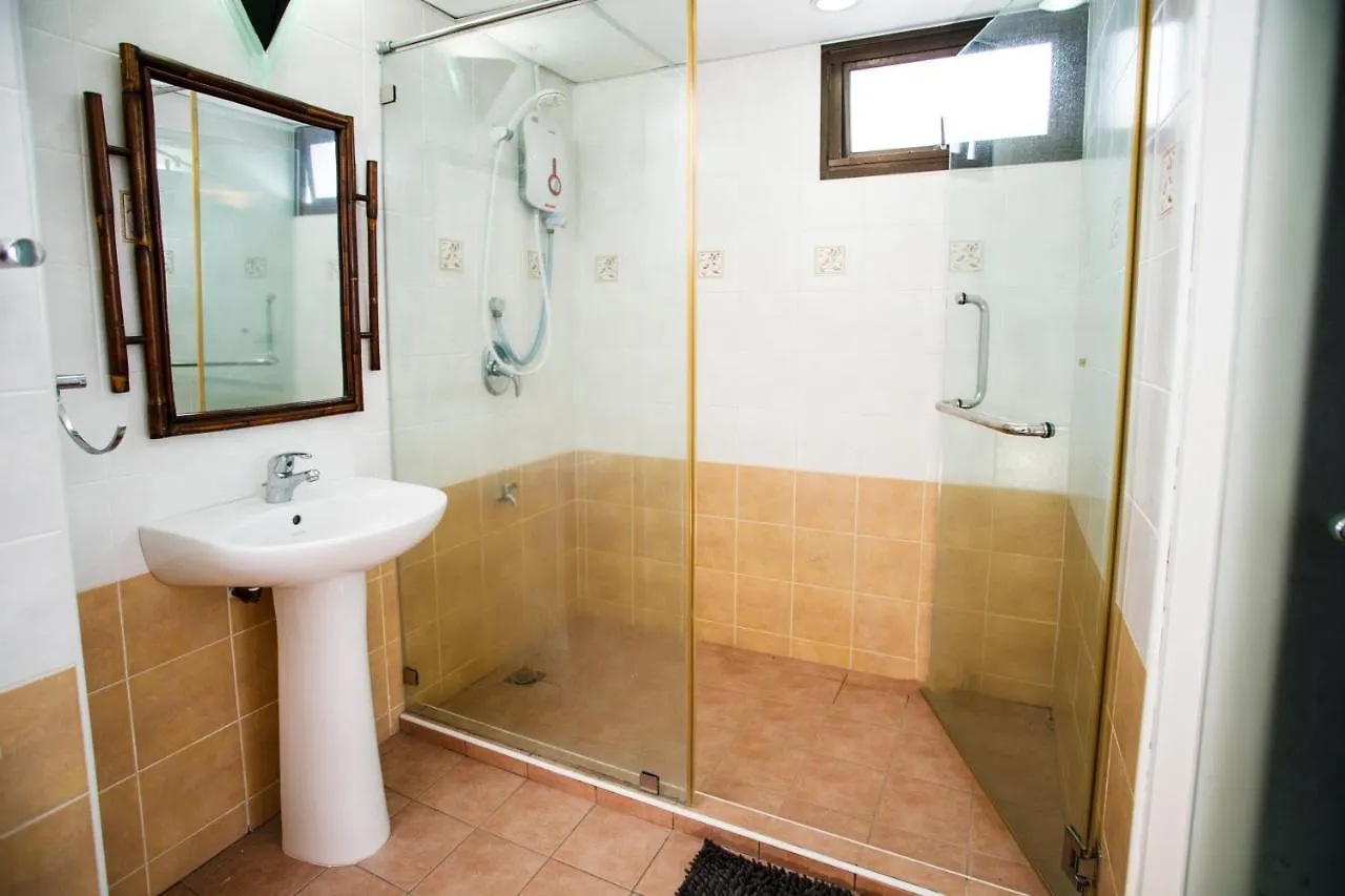 Sri Sayang Seaview Holiday Home باتو فيرينغي ماليزيا