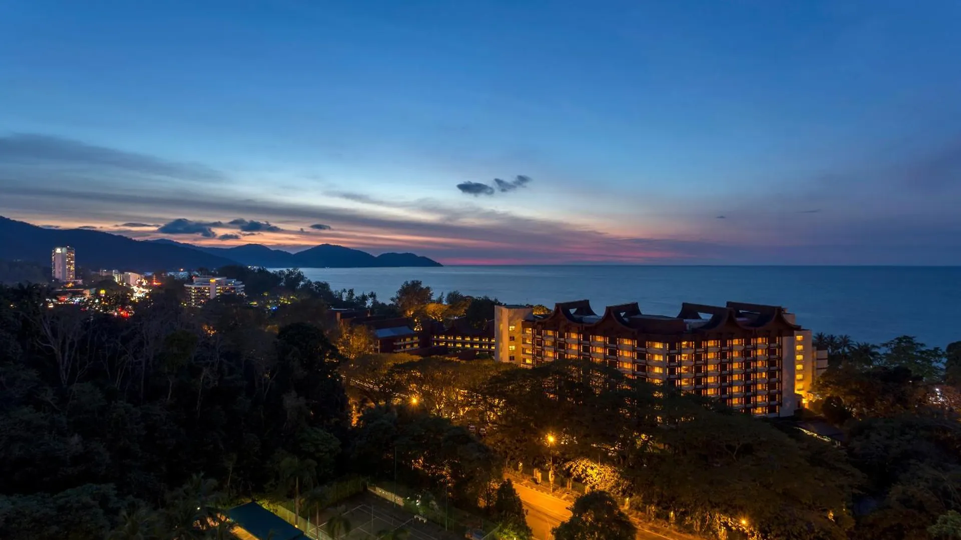 Sri Sayang Seaview Holiday Home باتو فيرينغي