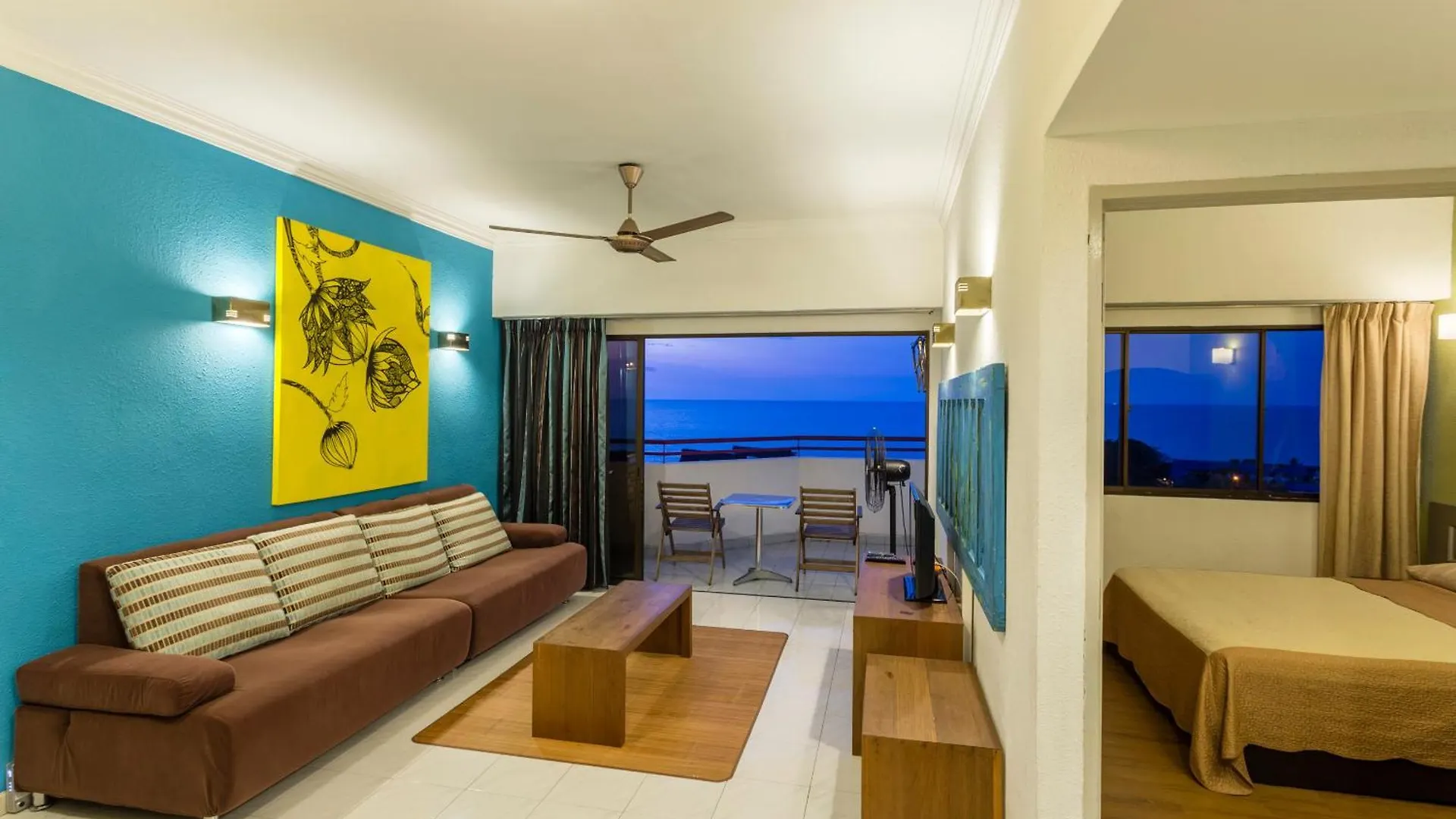 Sri Sayang Seaview Holiday Home باتو فيرينغي شقة