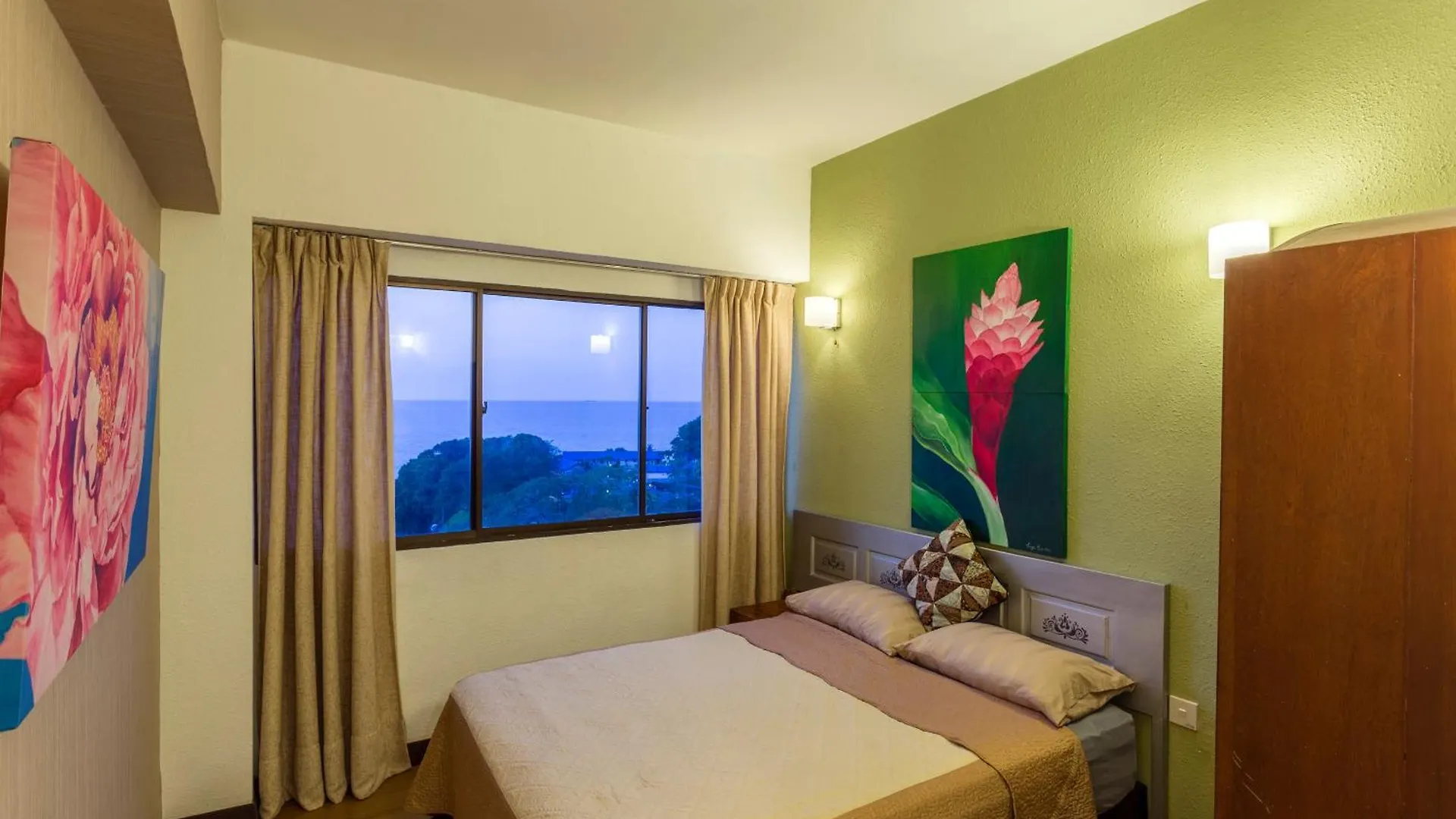 شقة Sri Sayang Seaview Holiday Home باتو فيرينغي